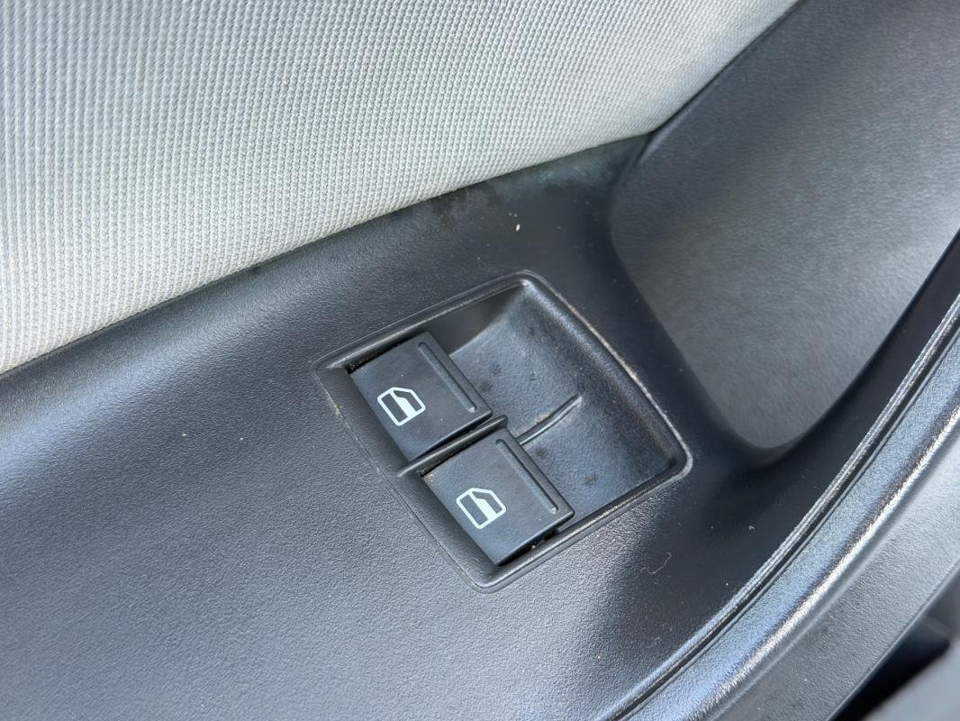 Seat Ibiza - Photo 7