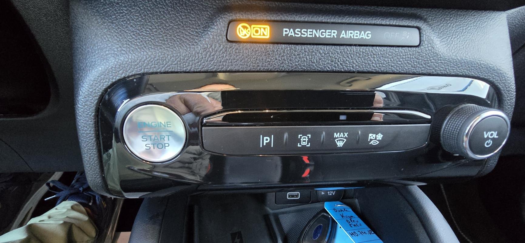 Ford Kuga - Photo 20