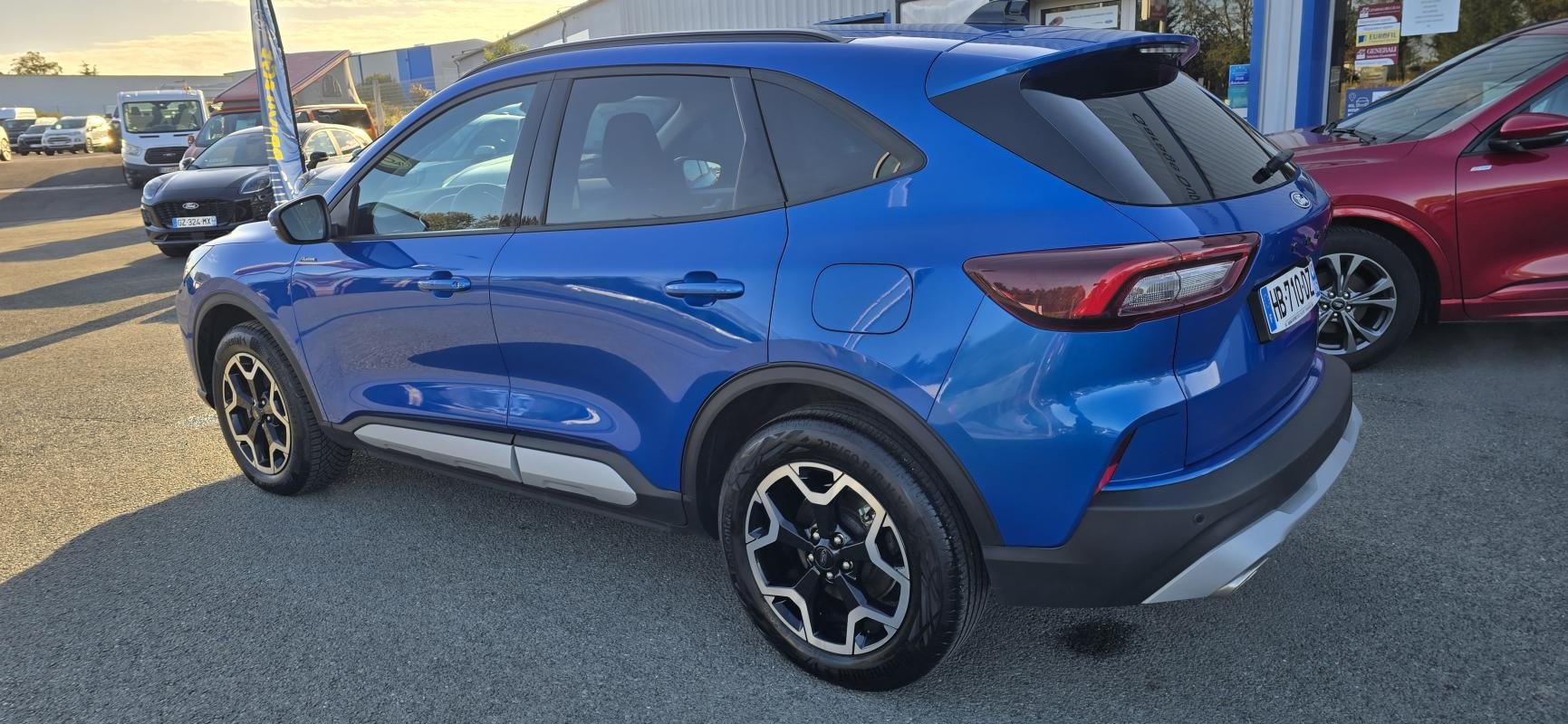 Ford Kuga - Photo 2