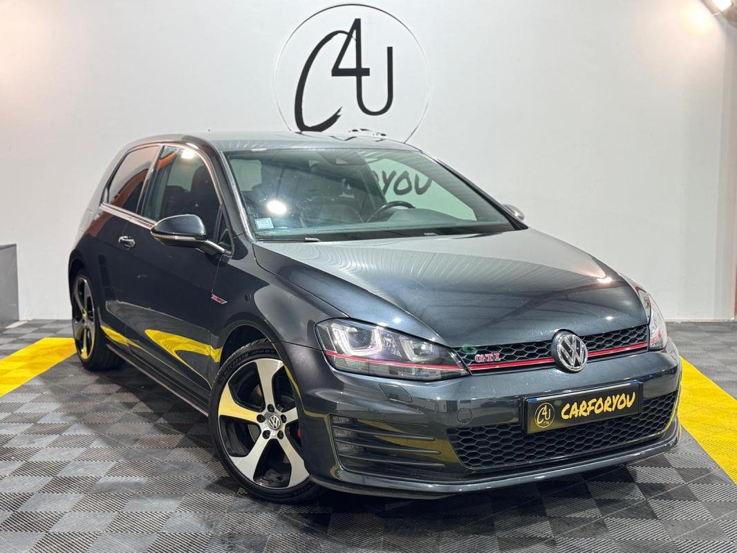 Volkswagen Golf - Photo 2