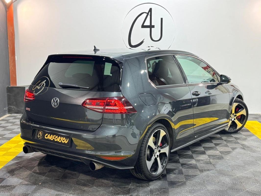 Volkswagen Golf - Photo 4