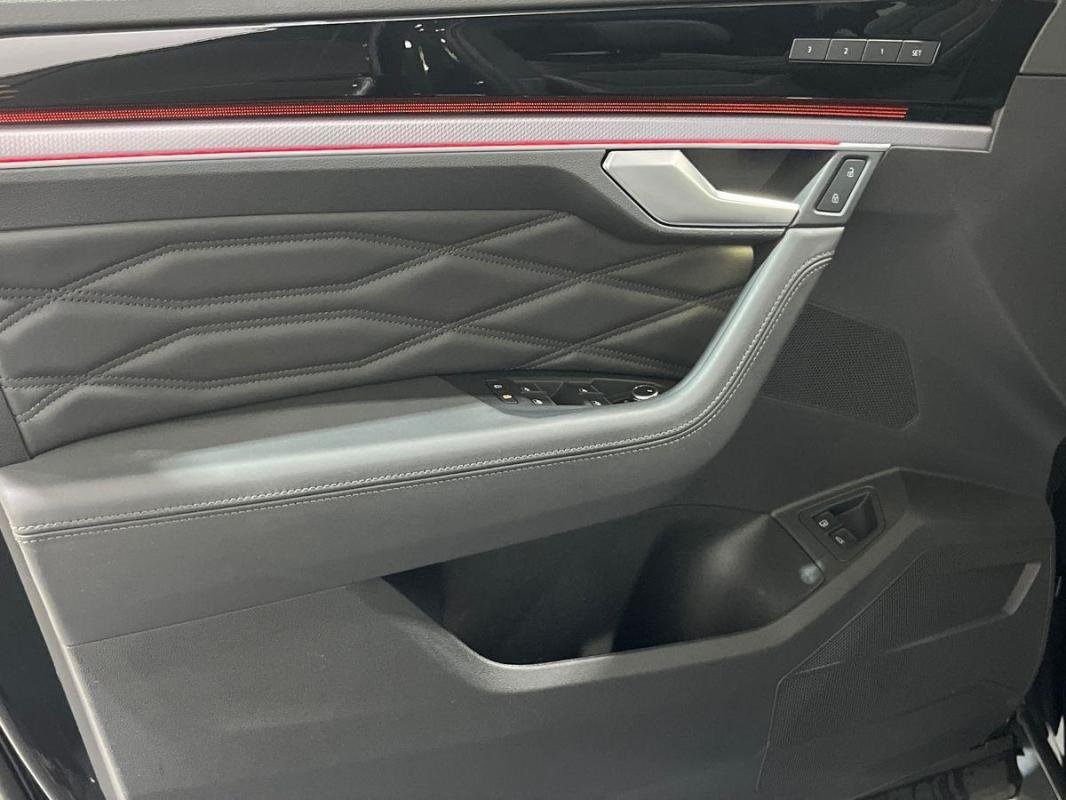 Volkswagen Touareg - Photo 15