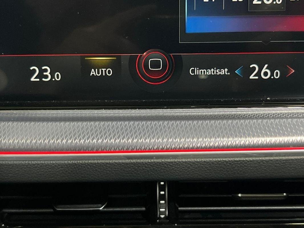 Volkswagen Touareg - Photo 19