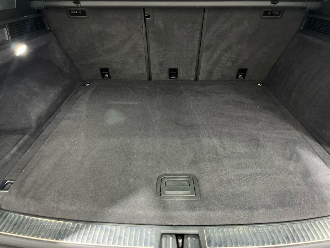 Volkswagen Touareg - Photo 31
