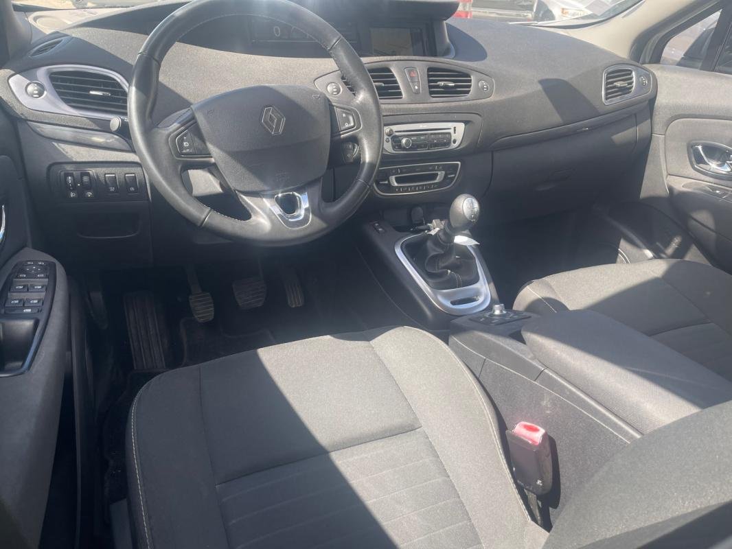 Renault Scénic - Photo 8