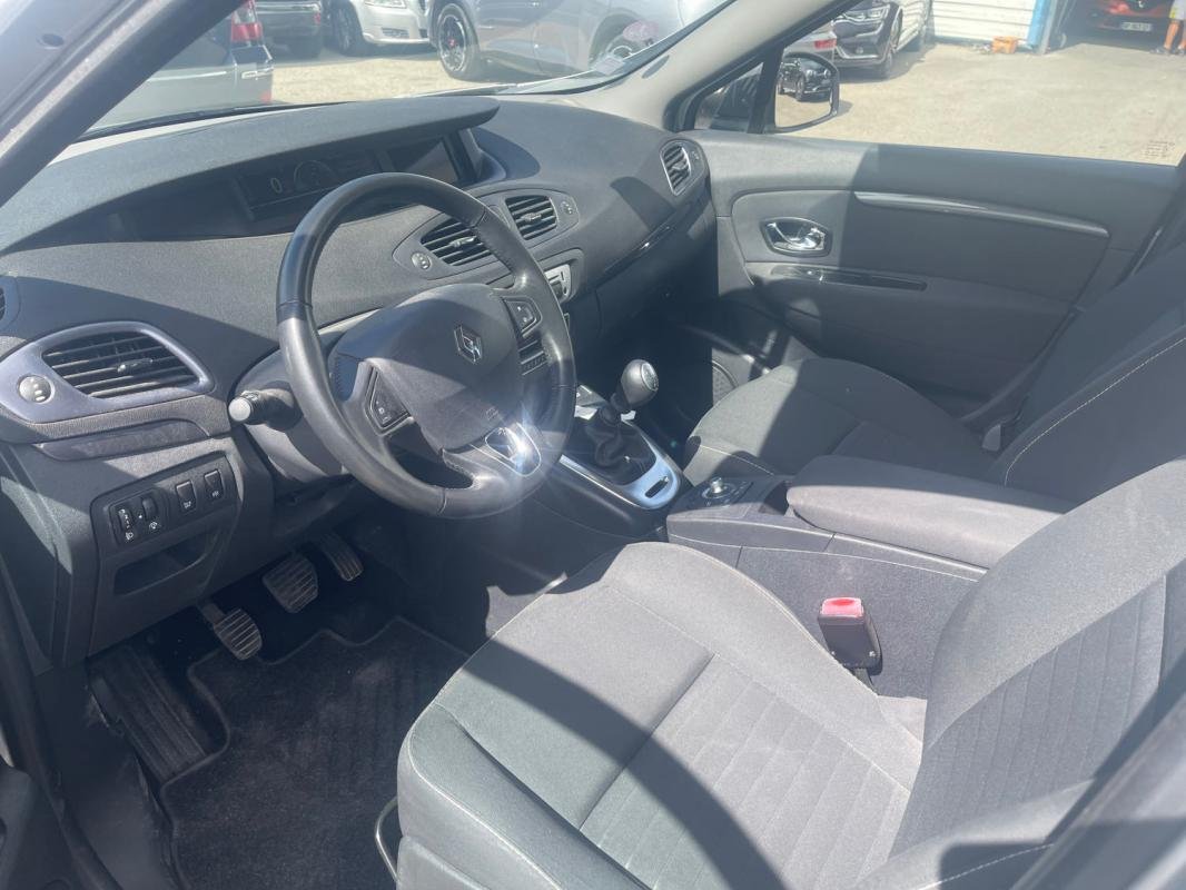 Renault Scénic - Photo 9