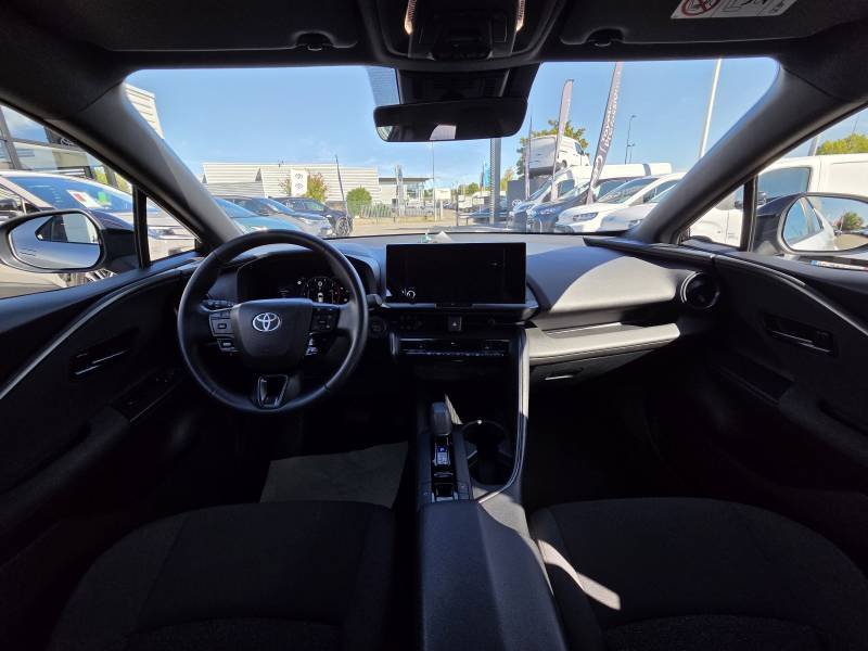 Toyota C-HR - Photo 11