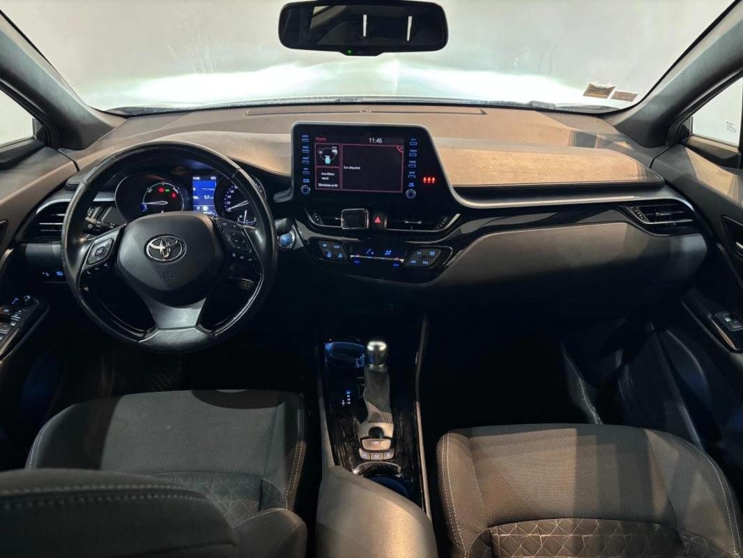 Toyota C-HR - Photo 11