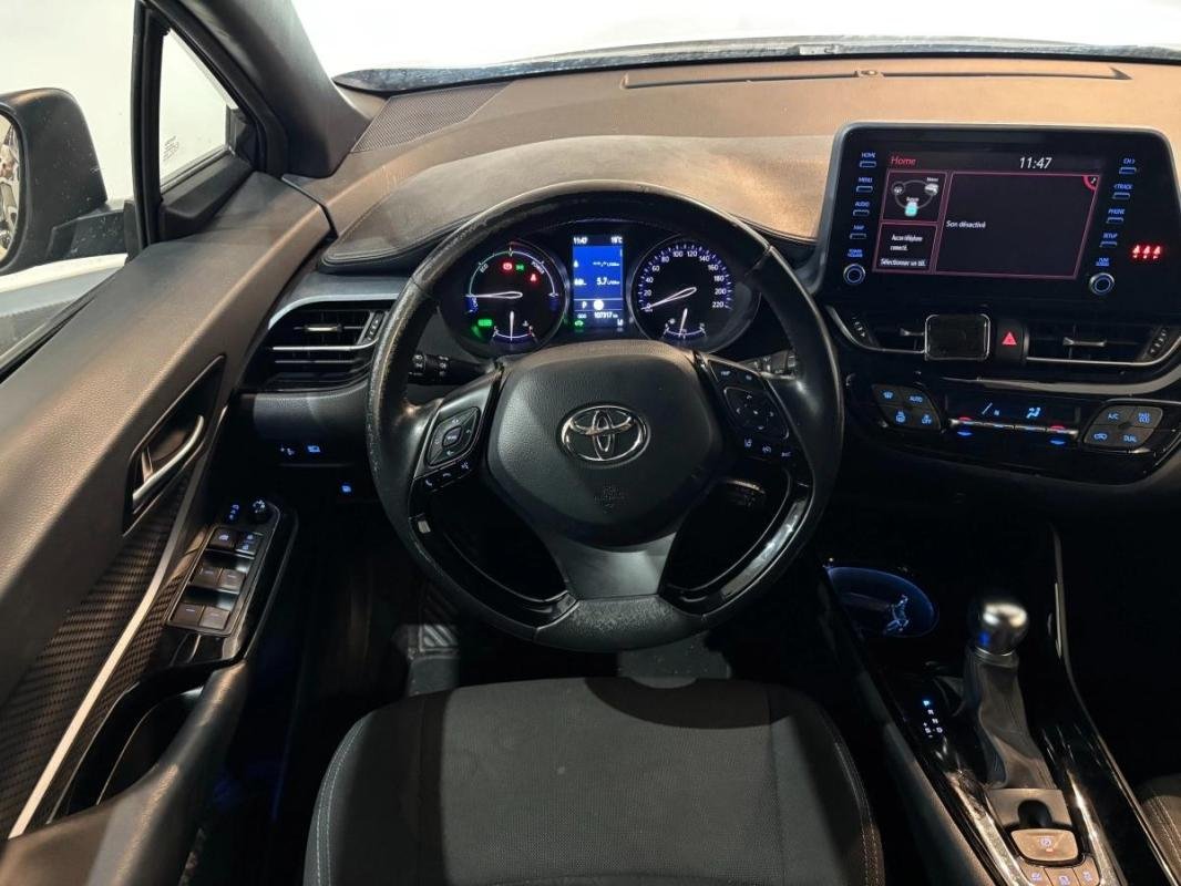 Toyota C-HR - Photo 12