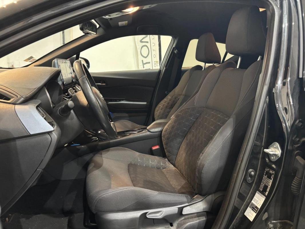 Toyota C-HR - Photo 10