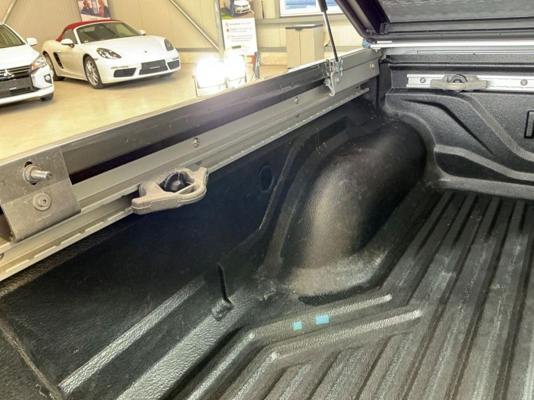 Nissan Navara - Photo 11
