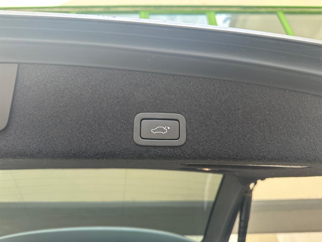 Volvo XC60 - Photo 23