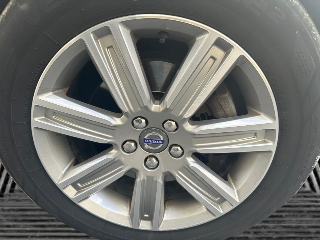 Volvo XC60 - Photo 25