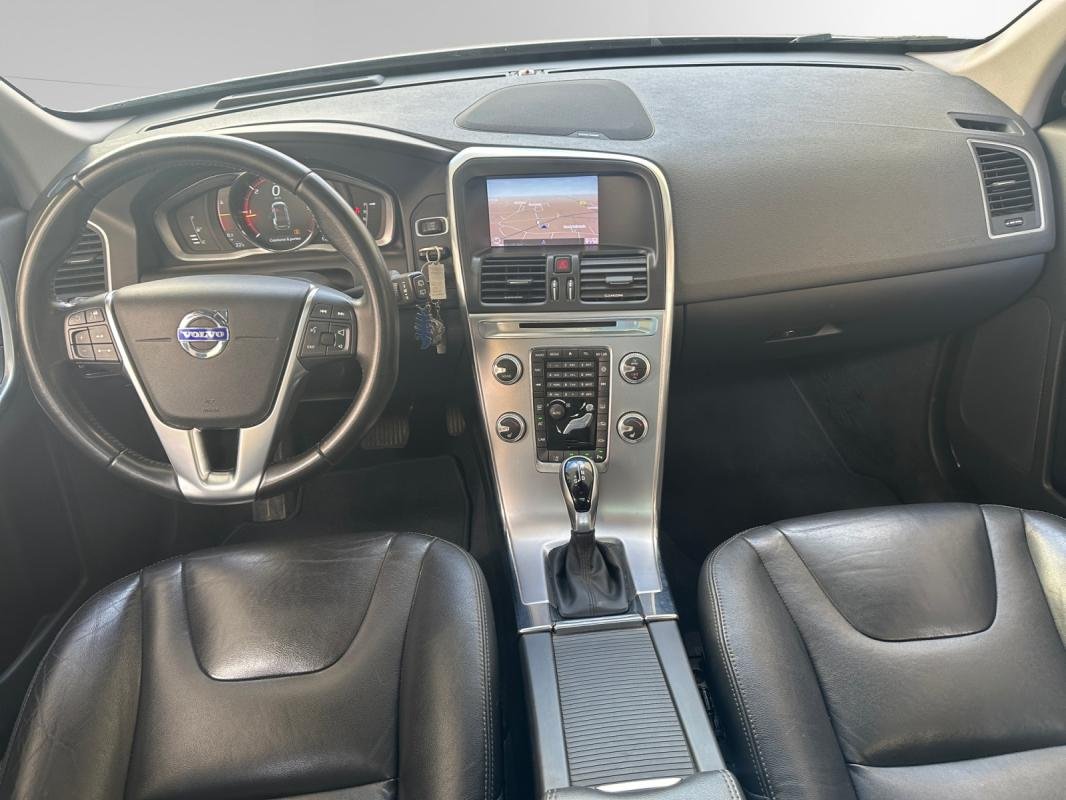 Volvo XC60 - Photo 10
