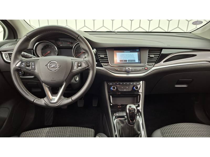 Opel Astra - Photo 11