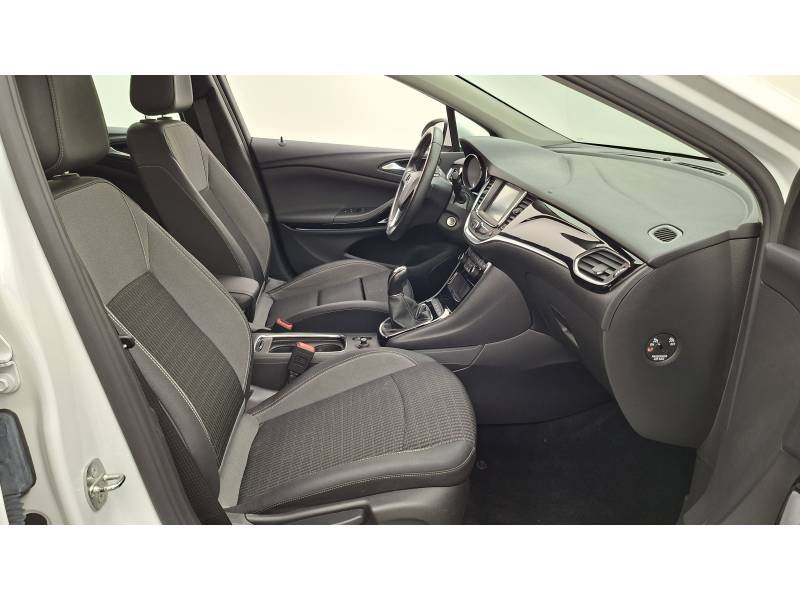 Opel Astra - Photo 12