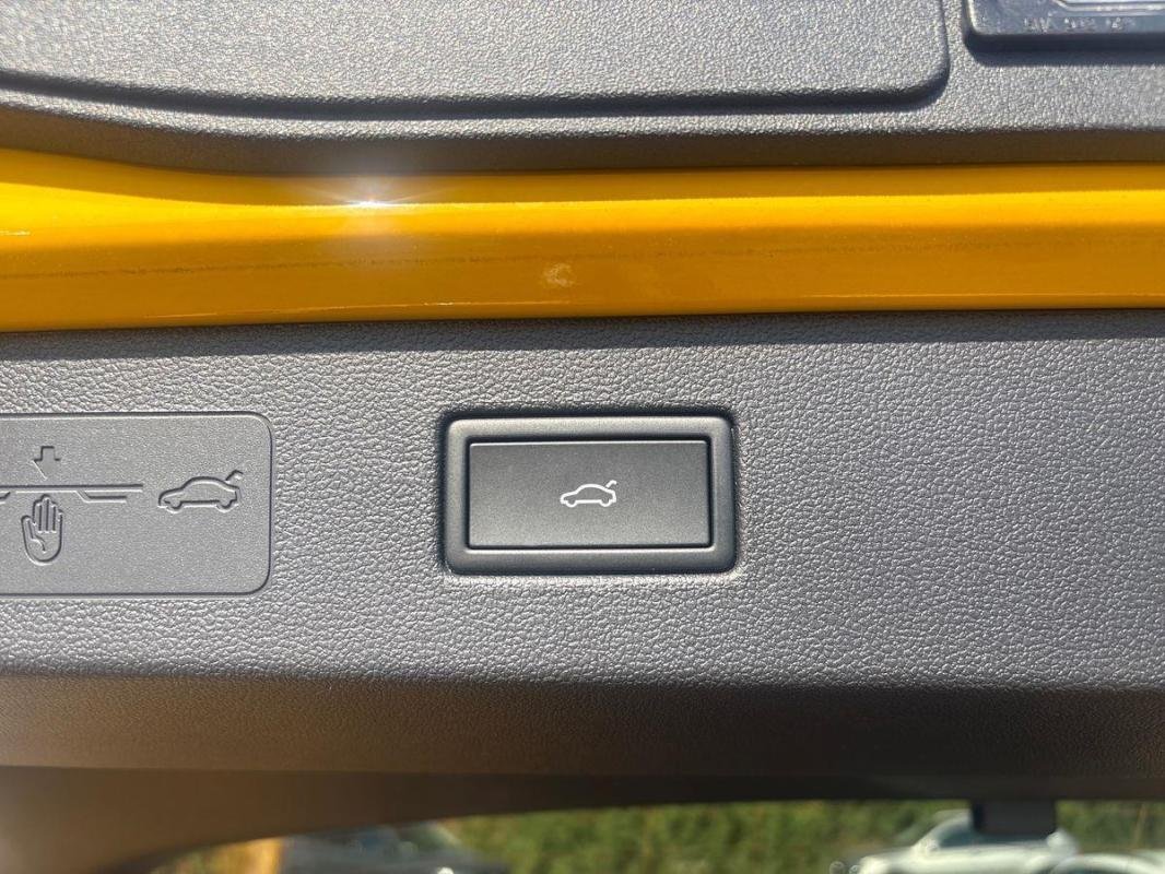 Volkswagen T-Roc - Photo 33