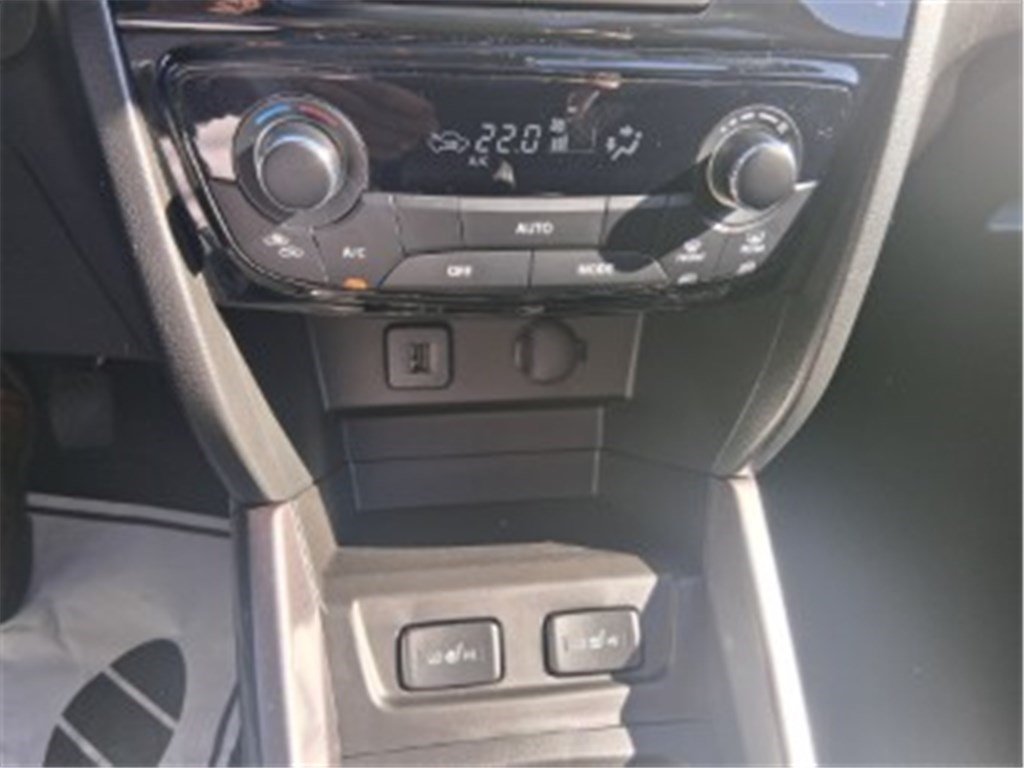 Suzuki Vitara - Photo 10