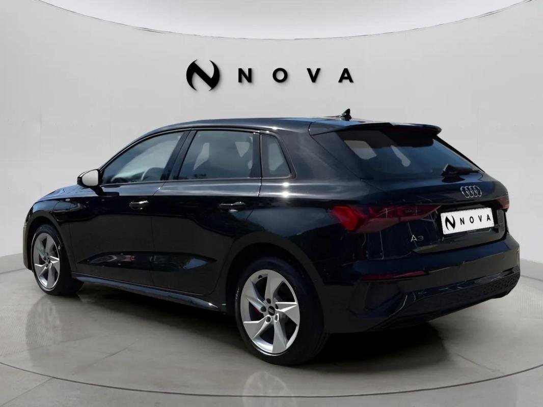 Audi A3 - Photo 3
