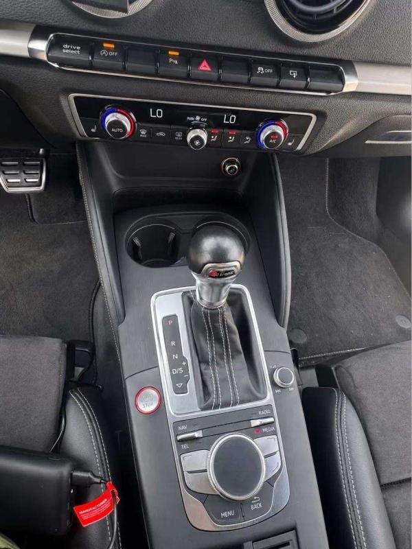 Audi S3 - Photo 8