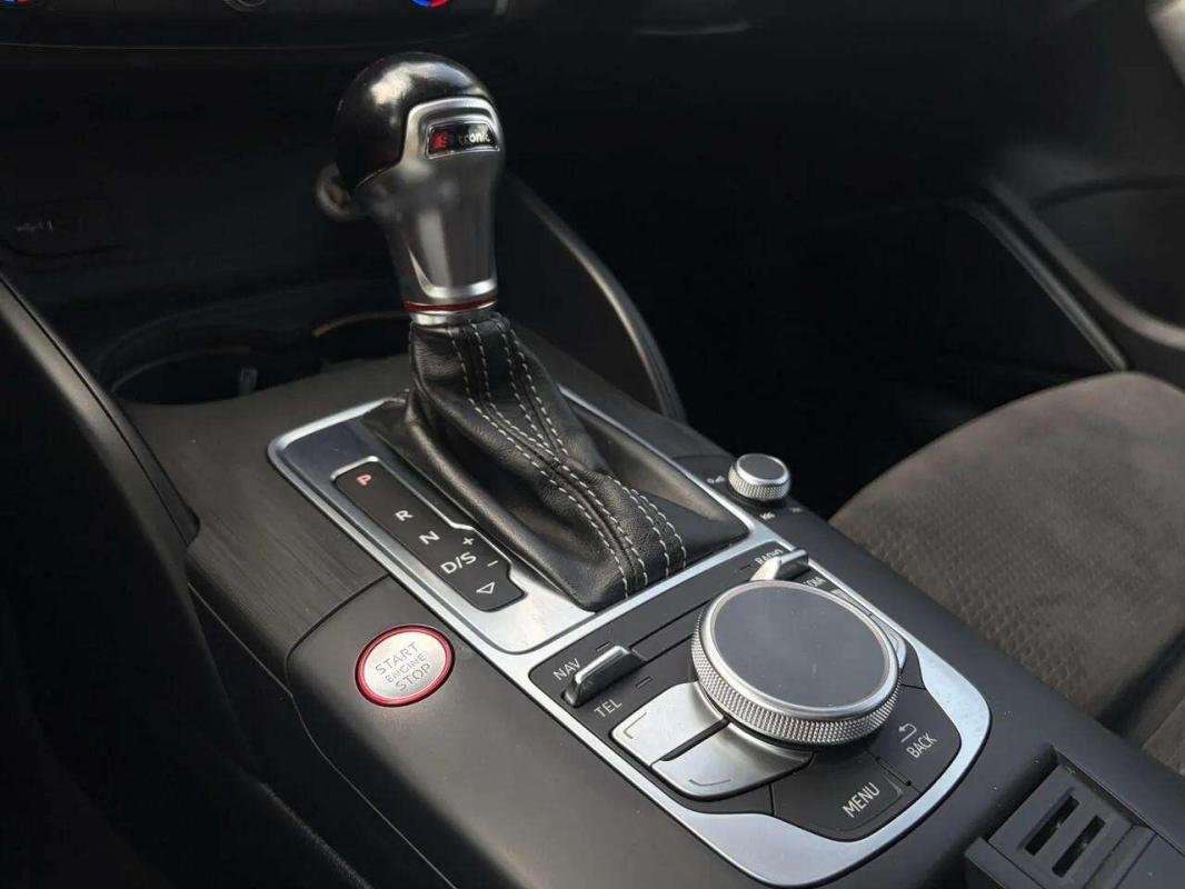 Audi S3 - Photo 13