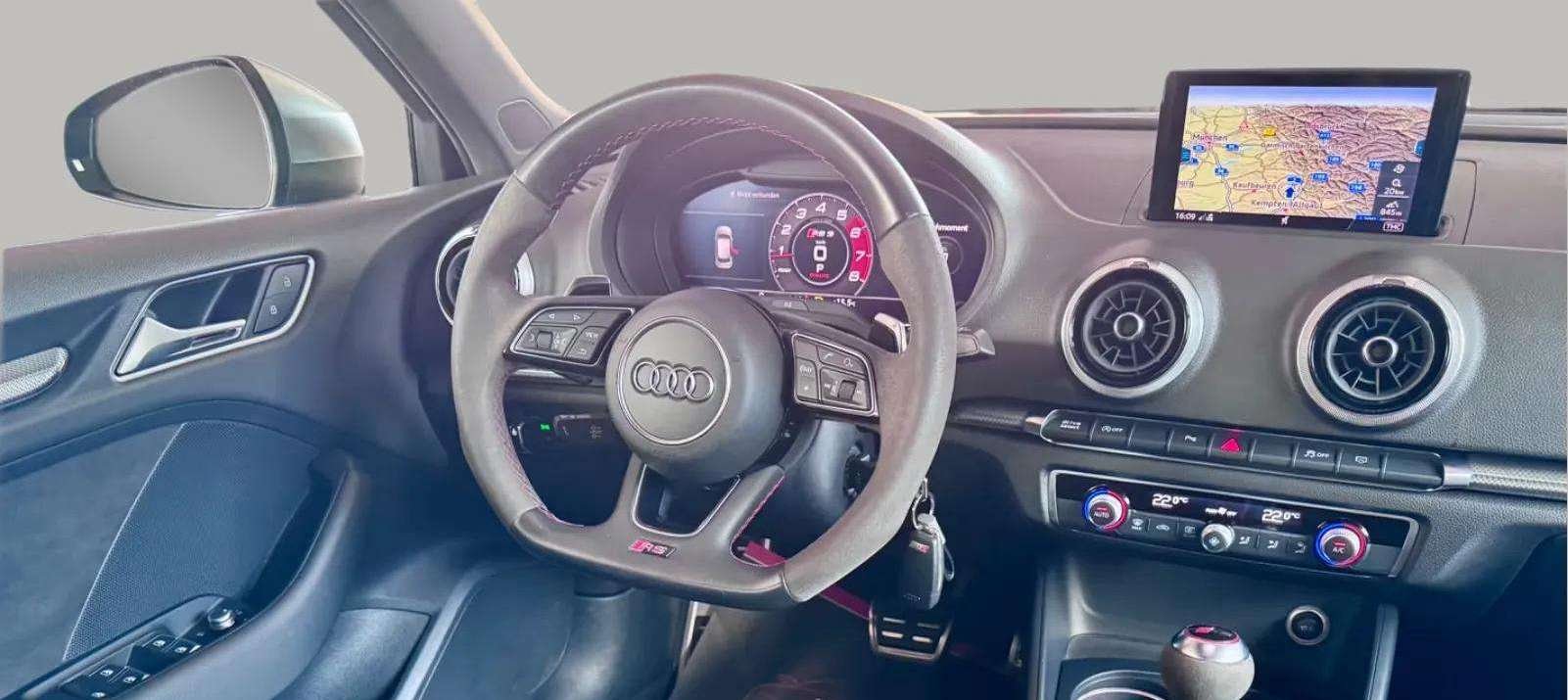 Audi RS3 - Photo 12