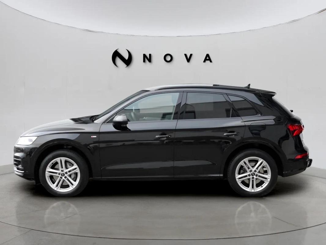Audi Q5 - Photo 2
