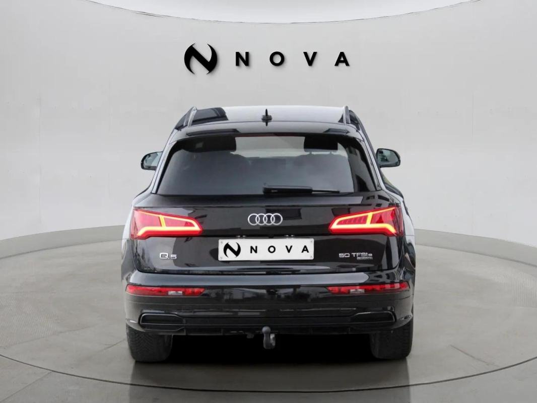 Audi Q5 - Photo 4