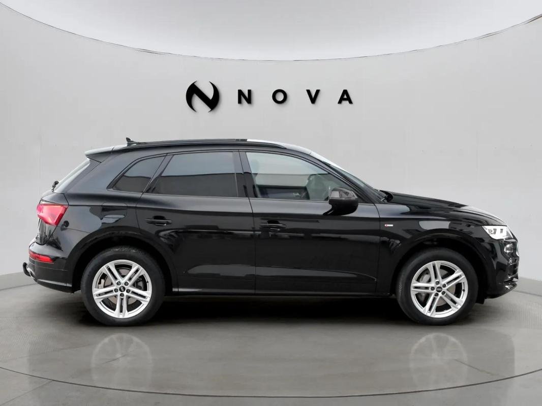 Audi Q5 - Photo 6
