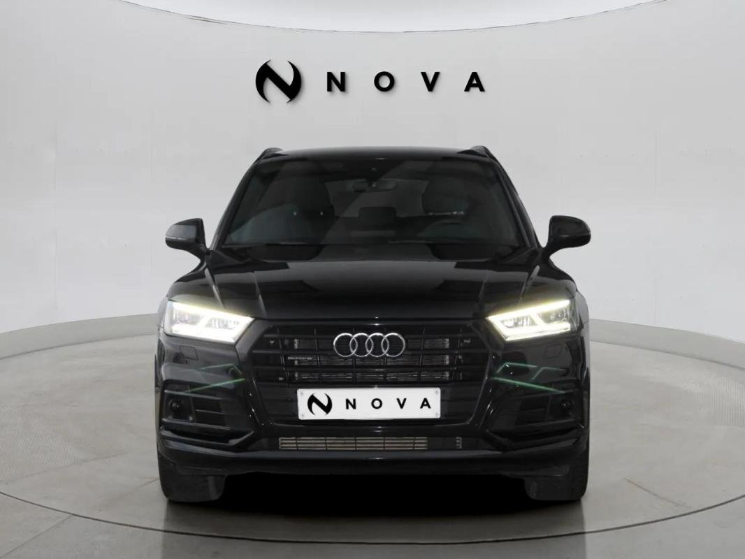 Audi Q5 - Photo 8