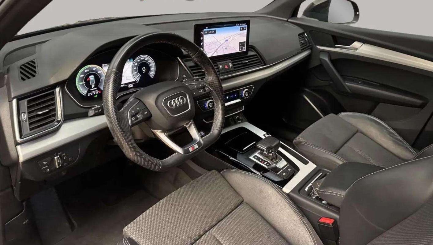 Audi Q5 - Photo 11