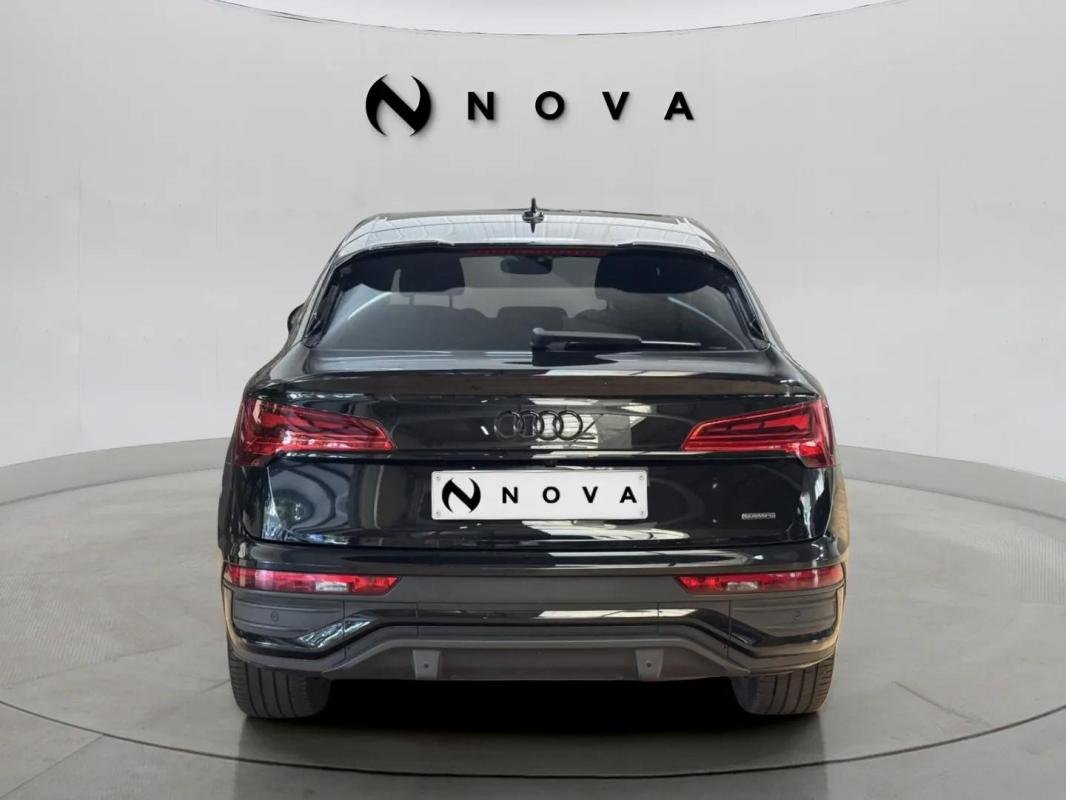 Audi Q5 - Photo 3