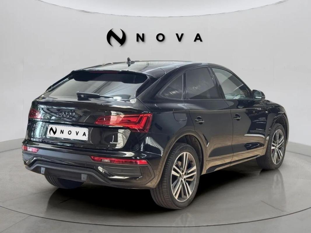 Audi Q5 - Photo 4