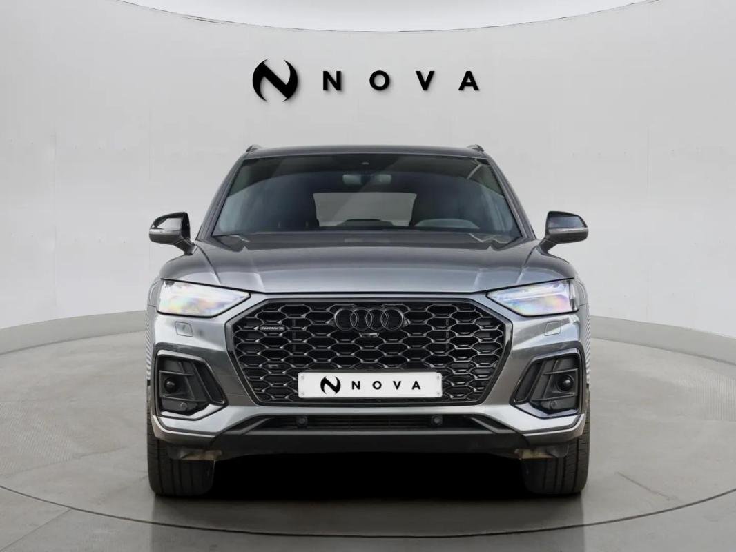 Audi Q5 - Photo 6