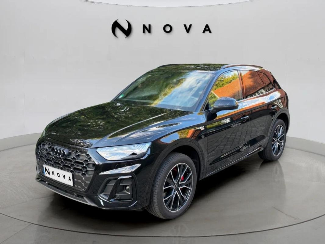 Audi Q5 - Photo 1