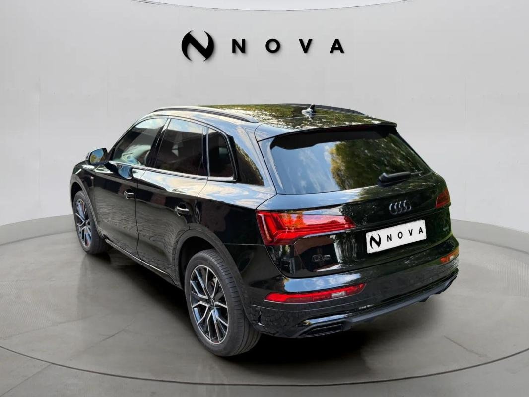 Audi Q5 - Photo 2