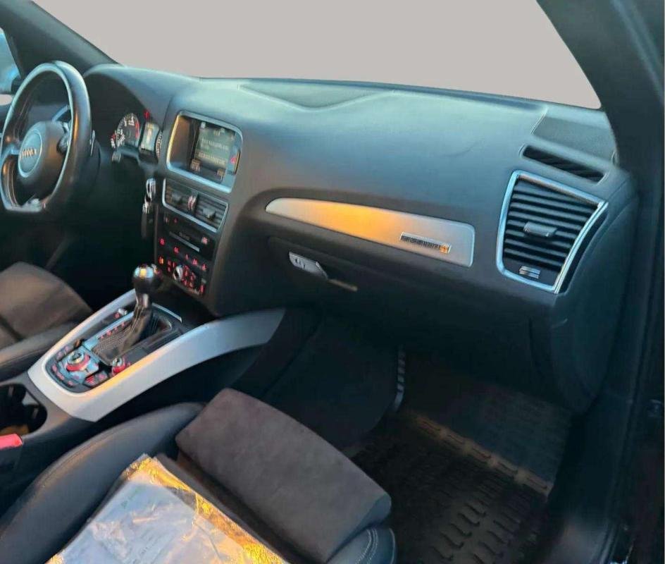 Audi SQ5 - Photo 11