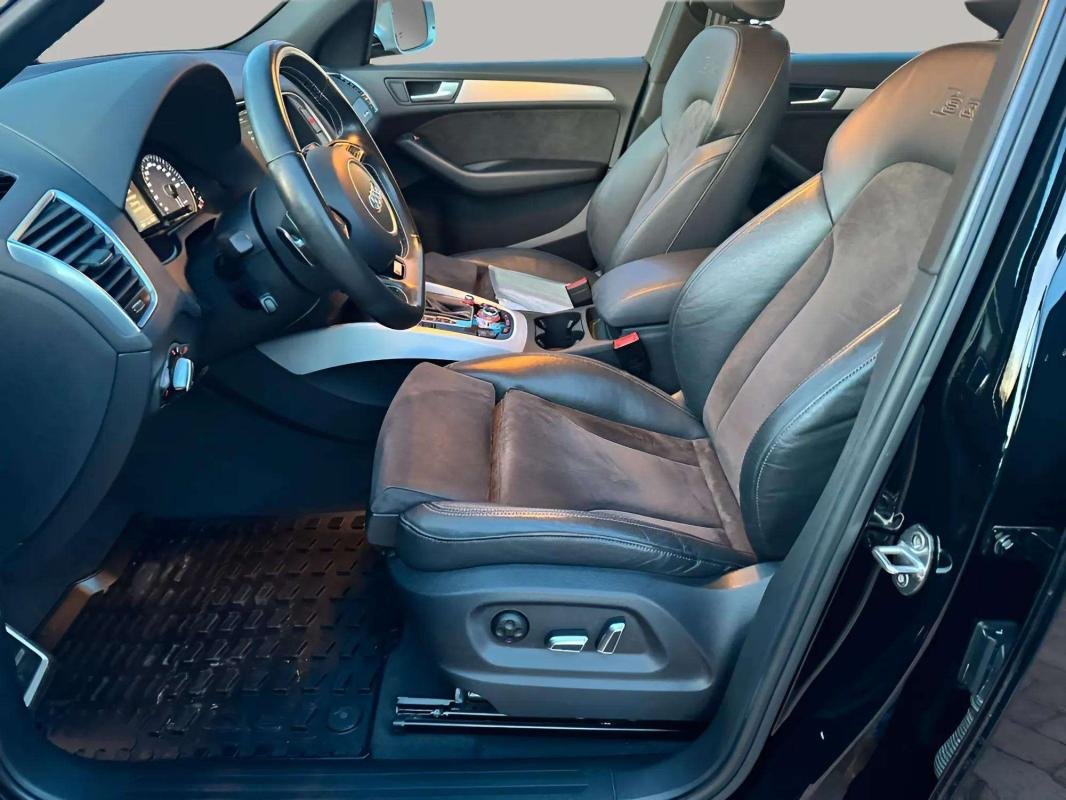 Audi SQ5 - Photo 10