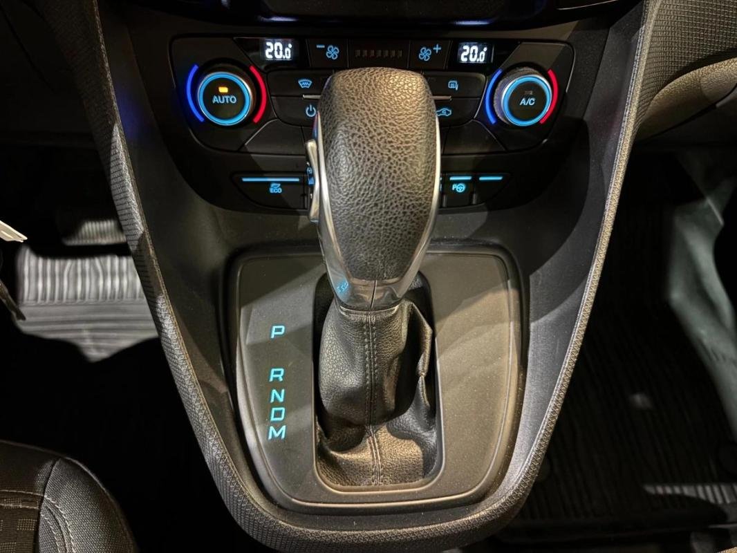 Ford Transit Connect - Photo 14
