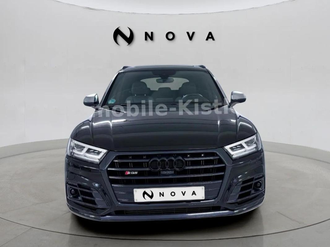 Audi SQ5 - Photo 8