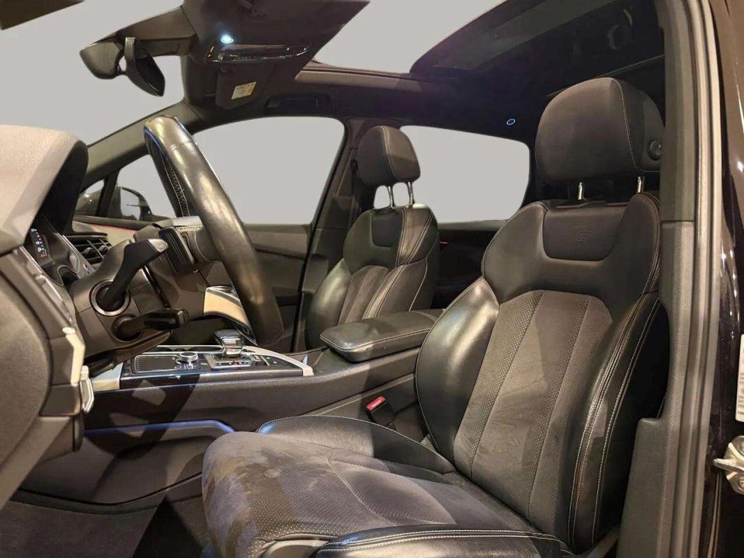 Audi SQ7 - Photo 11