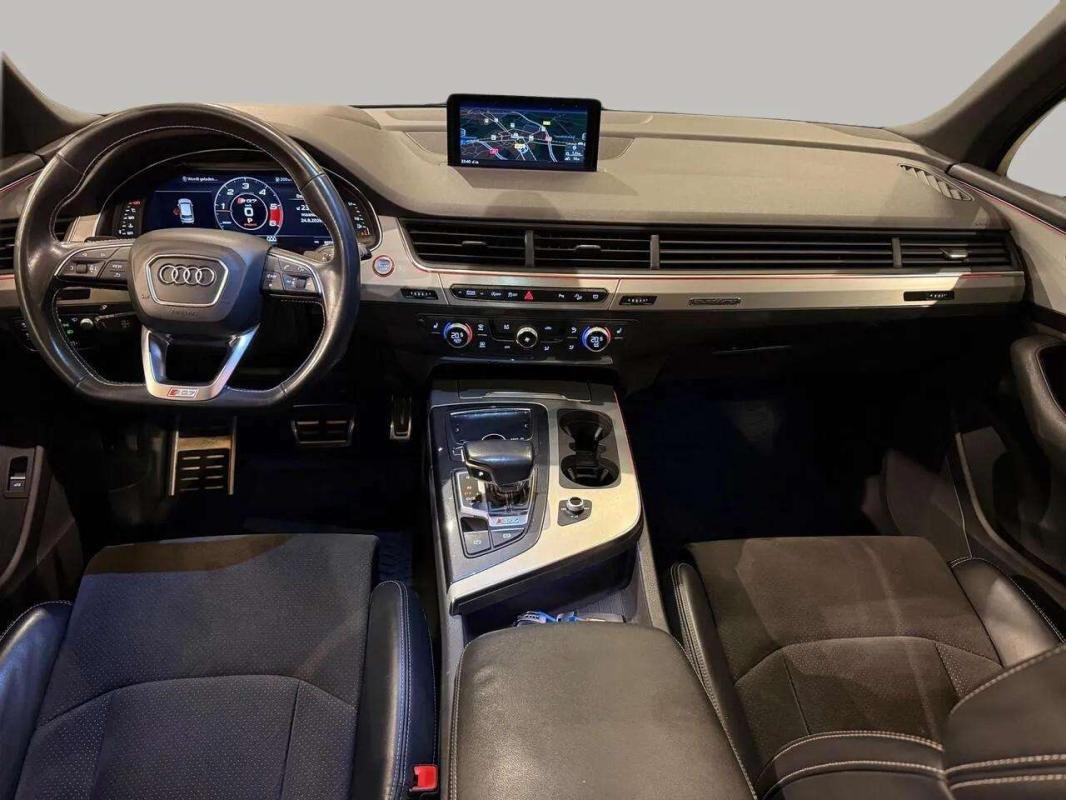 Audi SQ7 - Photo 14