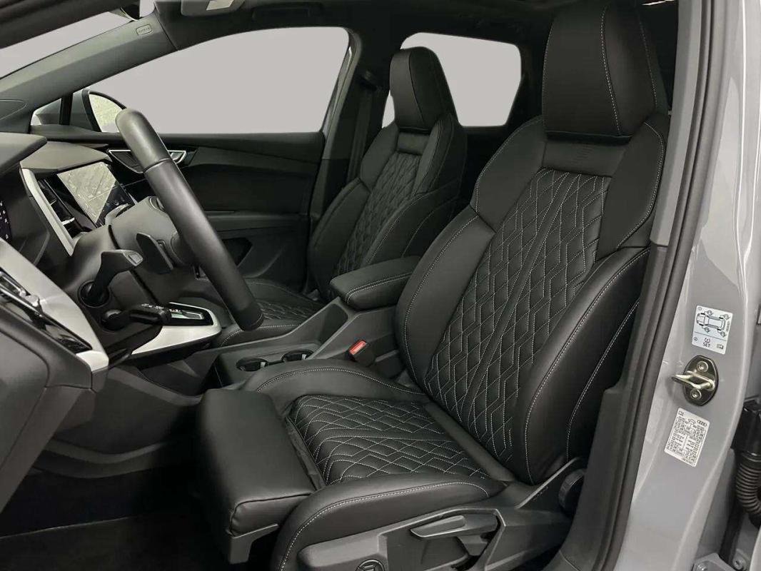 Audi Q4 e-tron - Photo 15