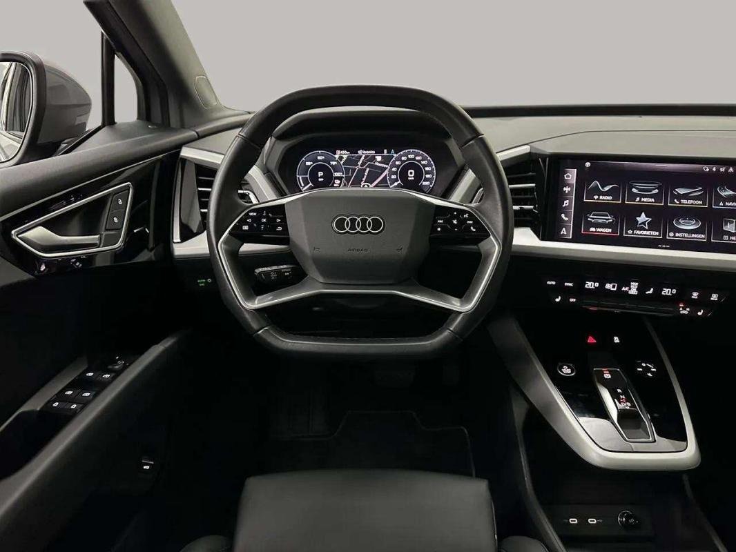 Audi Q4 e-tron - Photo 16