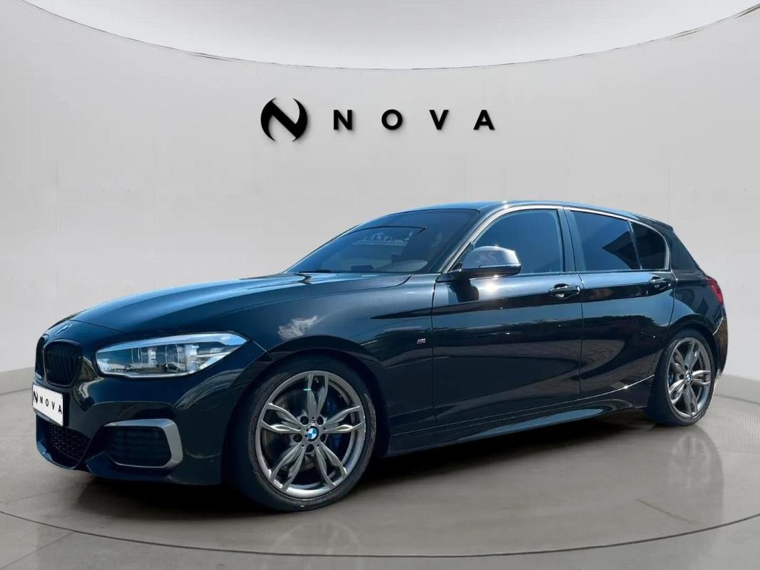BMW 140i - Photo 2