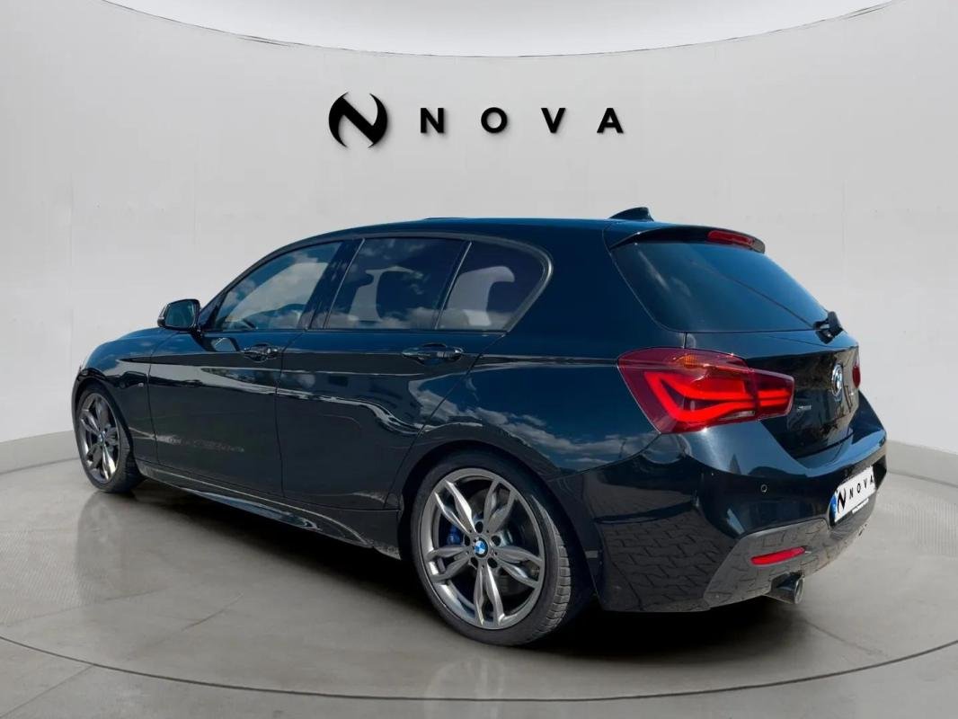 BMW 140i - Photo 4