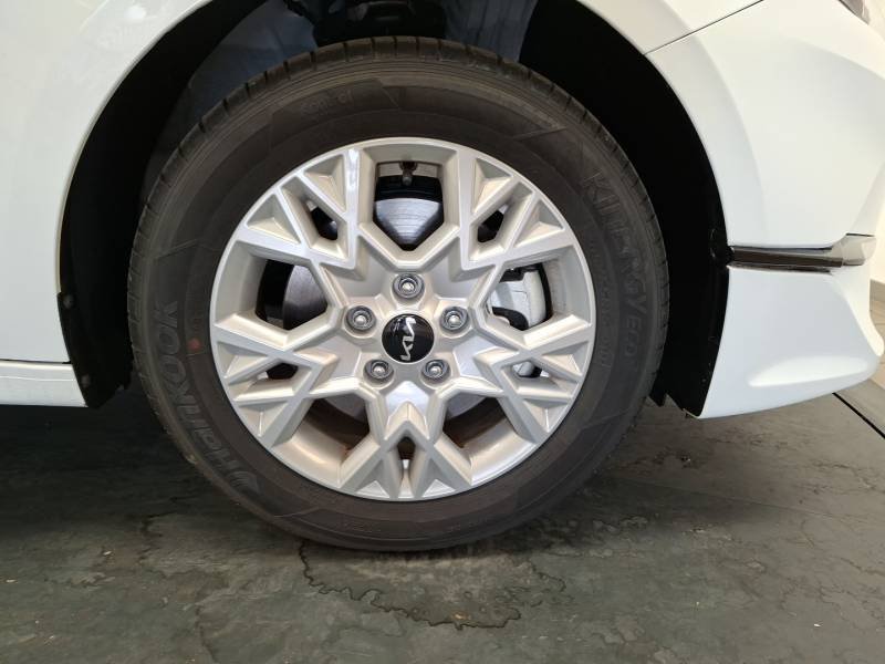 Kia CEED - Photo 9