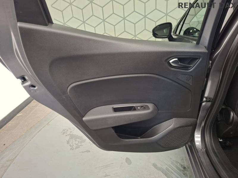 Renault Clio - Photo 27