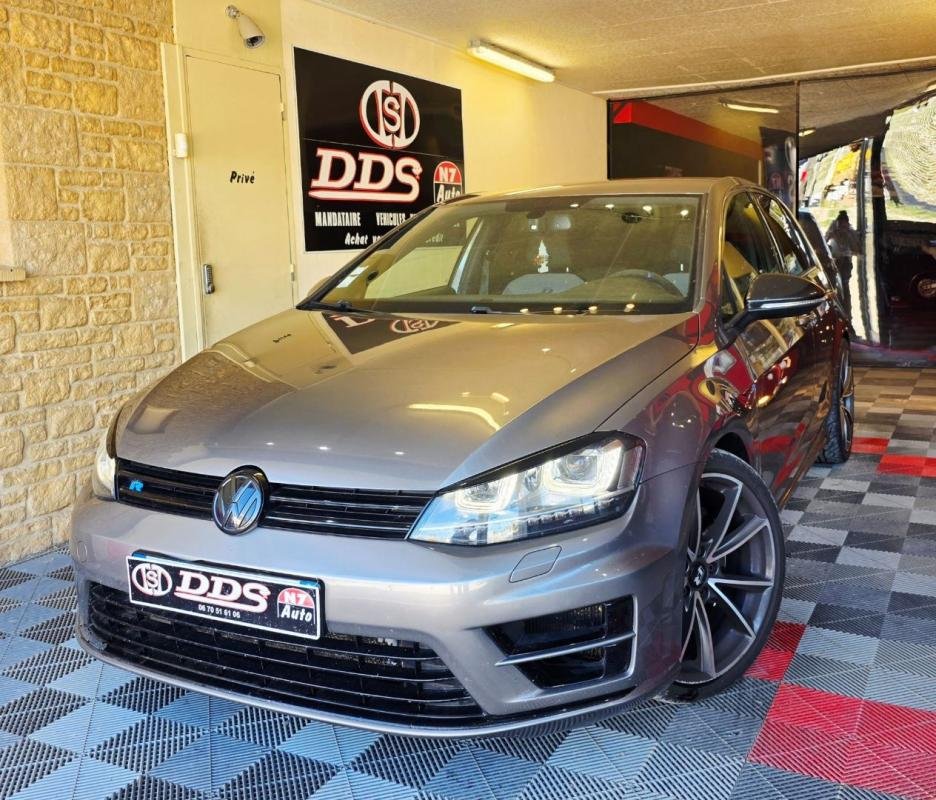 Volkswagen Golf - Photo 1