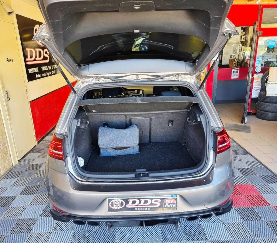 Volkswagen Golf - Photo 11